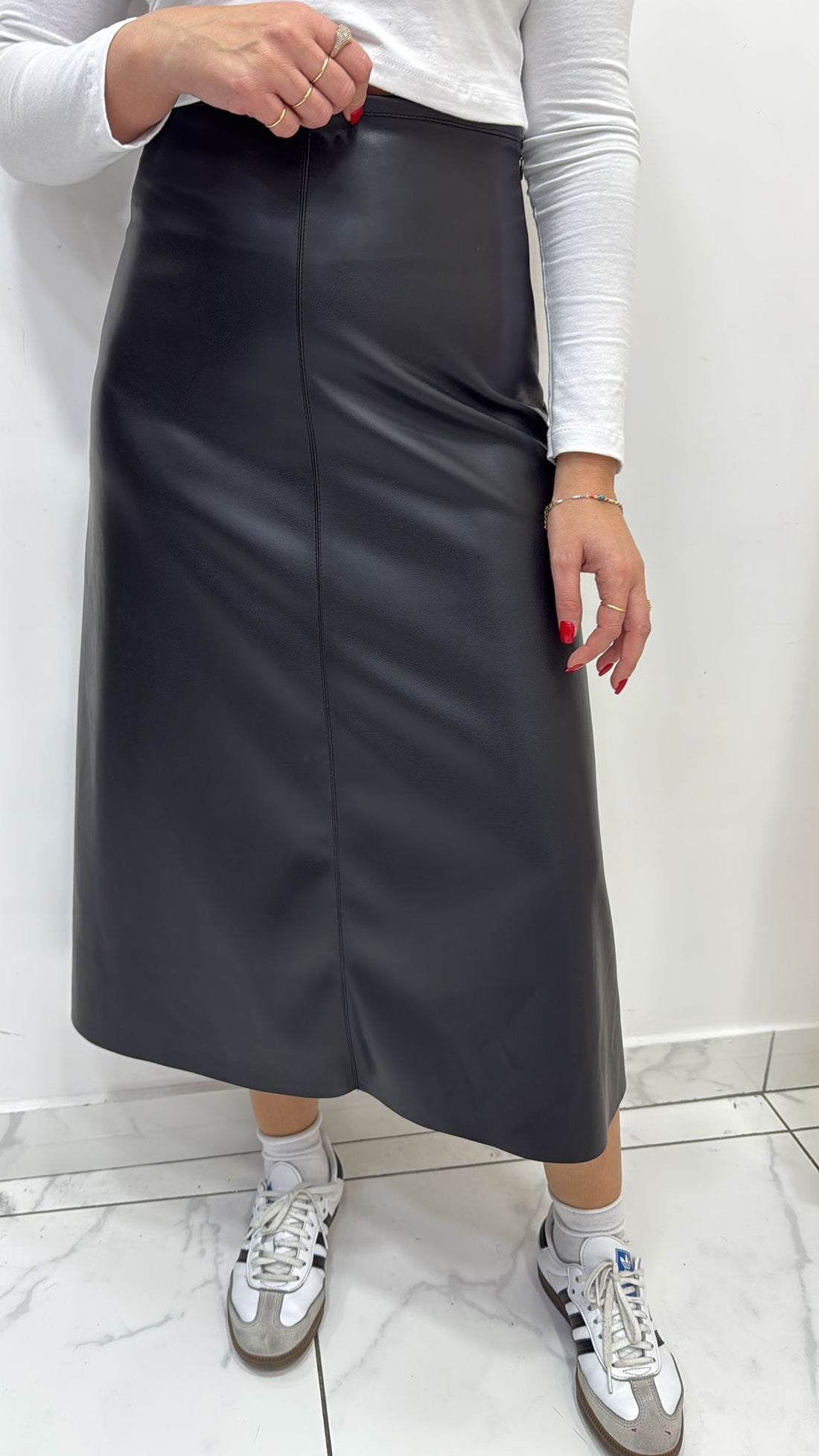 Gonna tensione in eco pelle