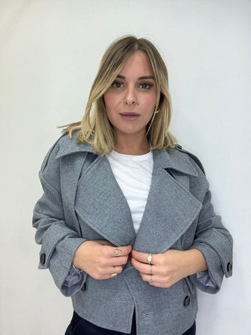 Cappotto corto tensione in